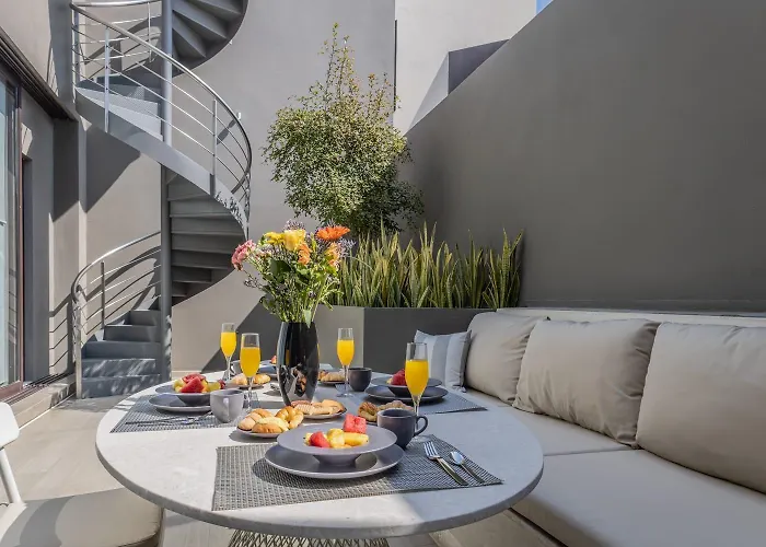 Сasa de vacaciones 2 Bedroom Cabo Marina Walk To & Private Jacuzzi