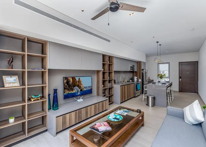 2 Bedroom Cabo Marina Walk To & Private Jacuzzi * Cabo San Lucas