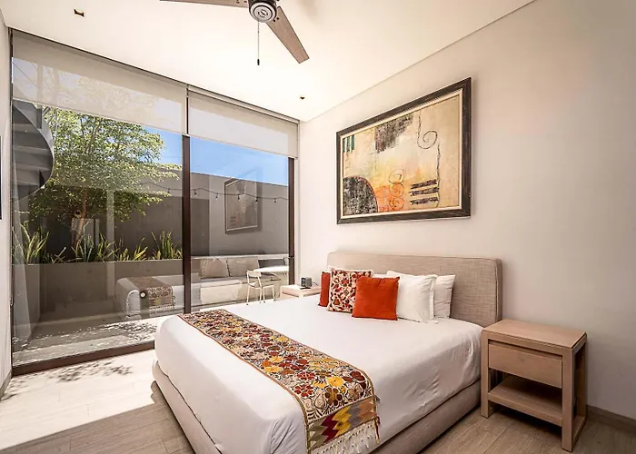2 Bedroom Cabo Marina Walk To & Private Jacuzzi Сasa de vacaciones